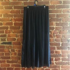 Flowy Black maxi skirt